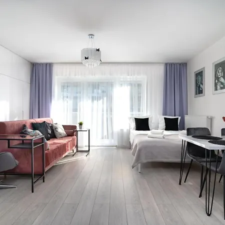 Symphony Baltica Towers 4* غدانسك