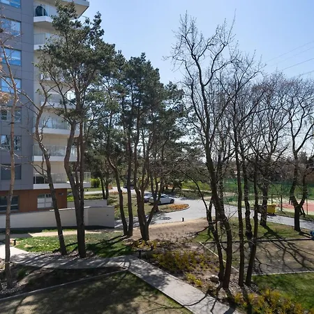 Symphony Baltica Towers Apartmanhotel 3*