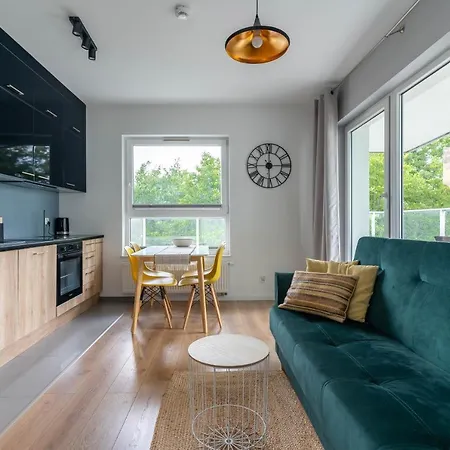 Symphony Baltica Towers شقة فندقية 4*