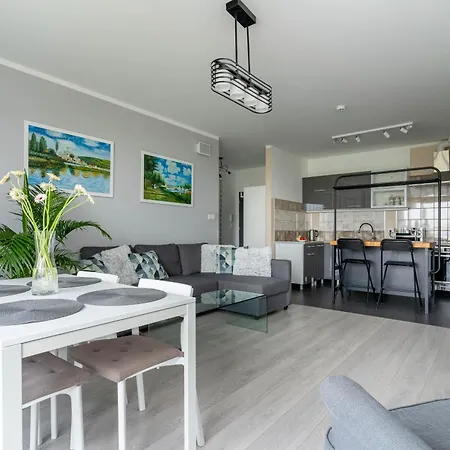 Symphony Baltica Towers Aparthotel 3*
