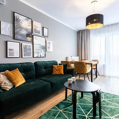 Symphony Baltica Towers By Ina מלון דירות 4*
