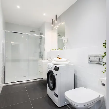 Symphony Baltica Towers Apart Otel 4*