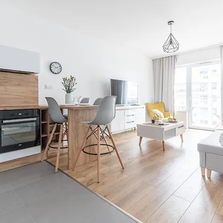 شقة فندقية Symphony Baltica Towers 4*