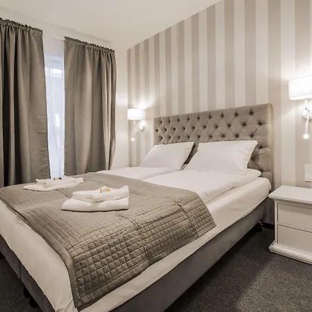 Symphony Baltica Towers By Ina Apartmanhotel