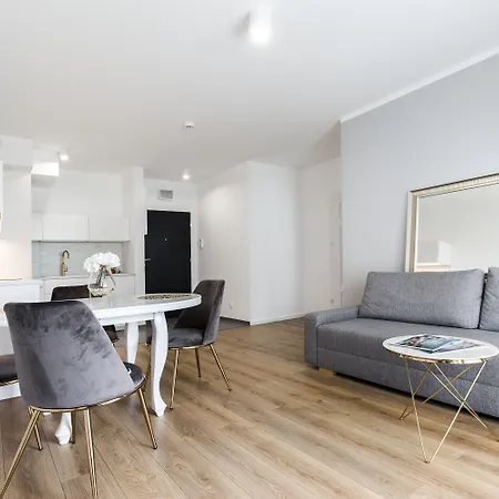 Symphony Baltica Towers By Ina 4*